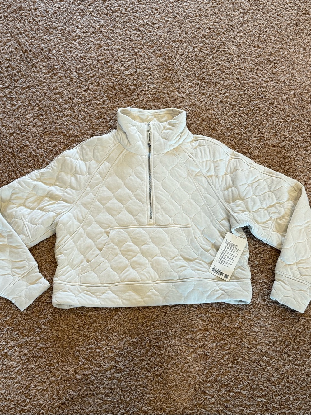 Lululemon woman’s Scuba Oversized Quilted Half Zip